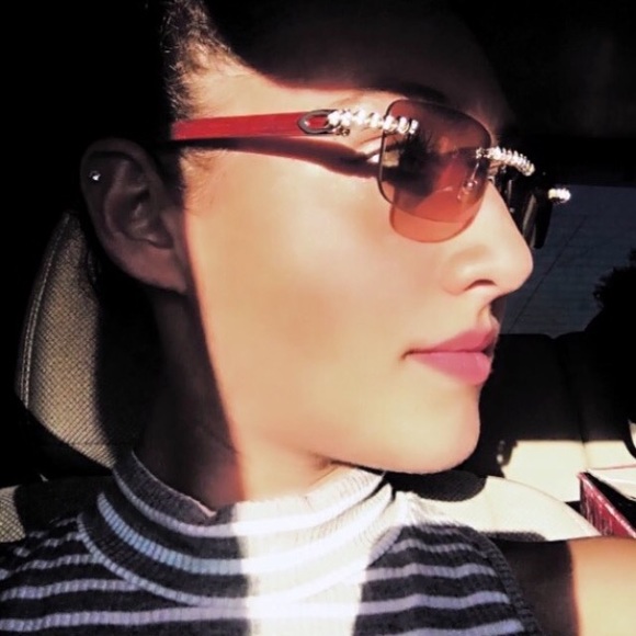 Meet your Posher, Alia - Picture 6 of 7